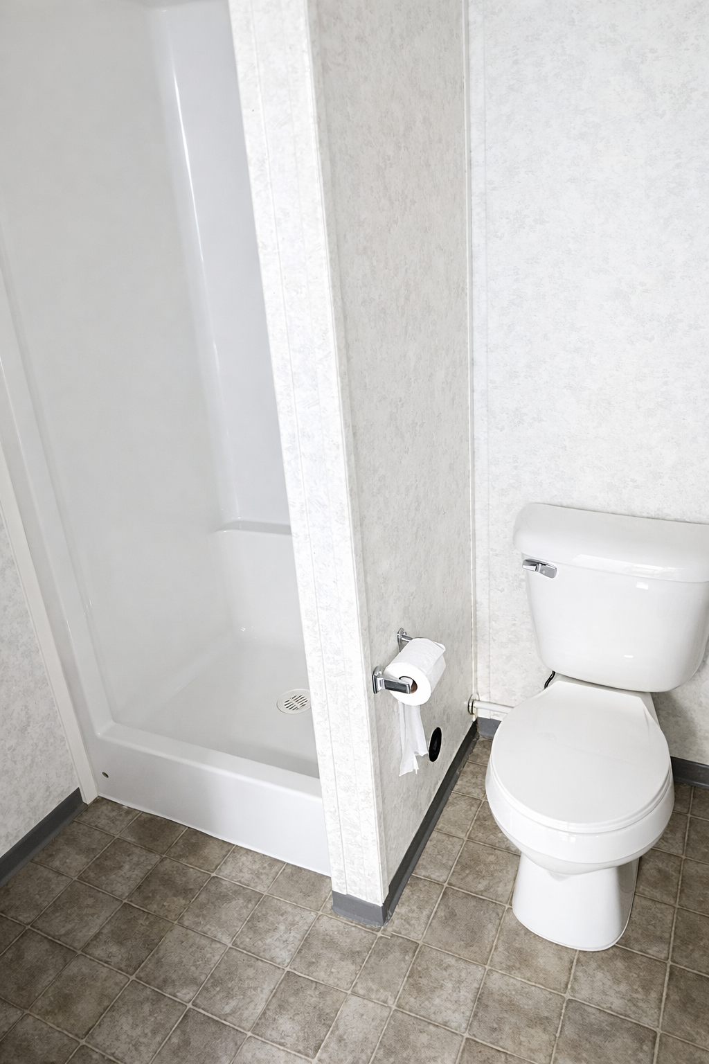 Modular home bathroom configuration